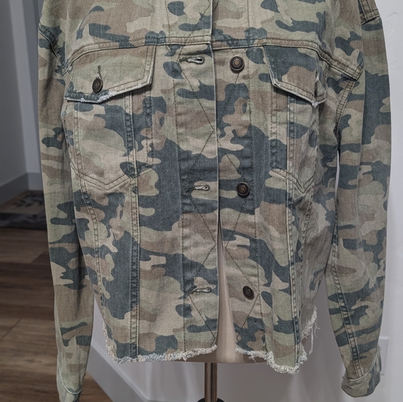 Free People Camouflage Jean Jacket - Picture 9 of 11